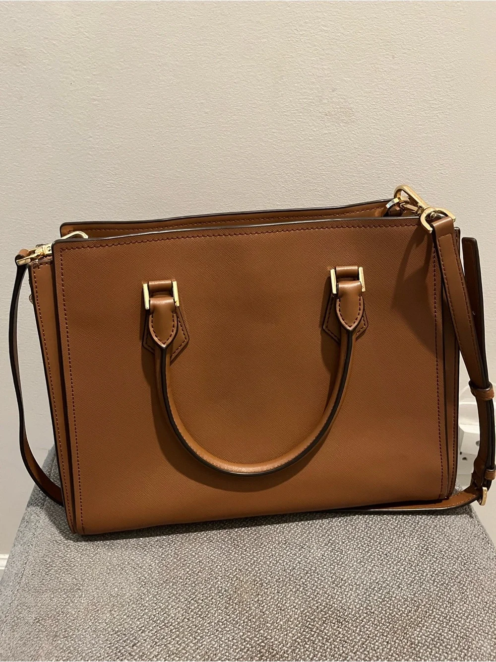MICHAEL KORS Saffiano Leather Satchel in Luggage Brown with Gold Hardware - Picture 2 of 7